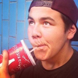 Meet your Posher, Zach